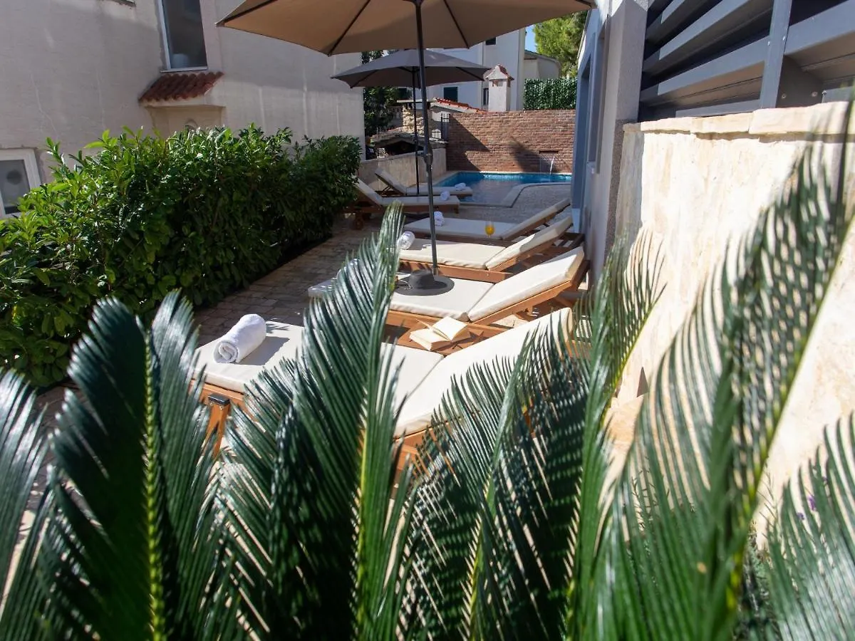 Apartments Aqua Trogir 0*,  Croatia